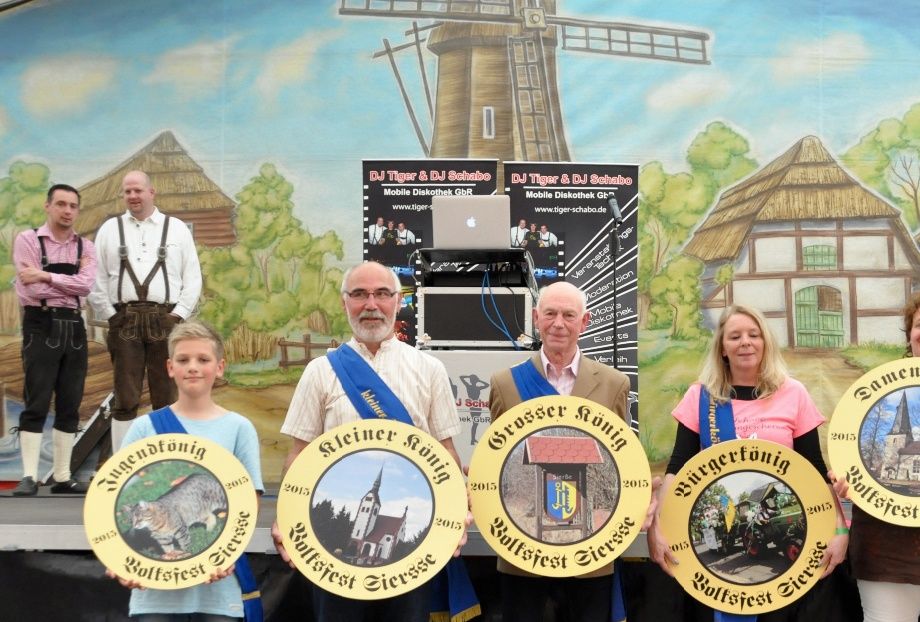 Könige 2015 v.L. Tom Lange, Klaus Jurczyk, Alfred Oppermann, Martina Winkel, Michaela Steinmeier, Gaby Kock